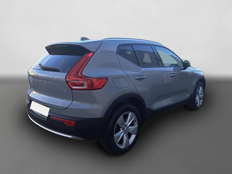 Gebraucht Volvo XC40 Core 129 PS (94 kW) 2023 Grau SUV