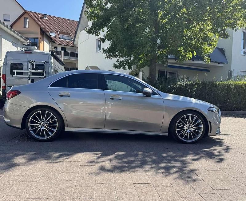 Gebraucht Mercedes A220 AMG line 190 PS (139 kW) 2019 Grau Limousine