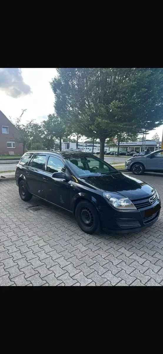 Gebraucht Opel Astra 101 PS (74 kW) 2005 Schwarz Kombi