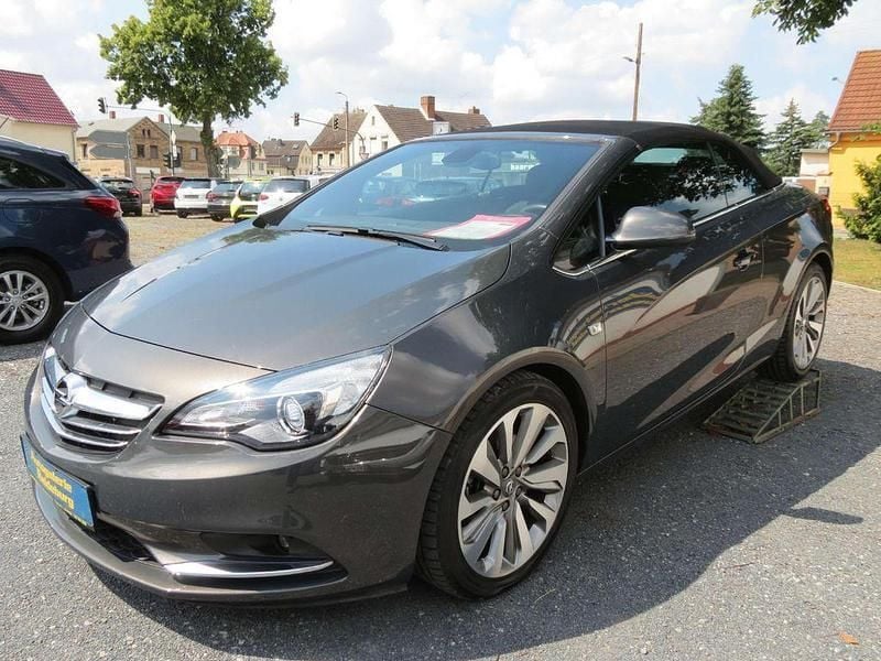 Gebraucht Opel Cascada Edition 120 PS (88 kW) 2014 Grau Cabrio