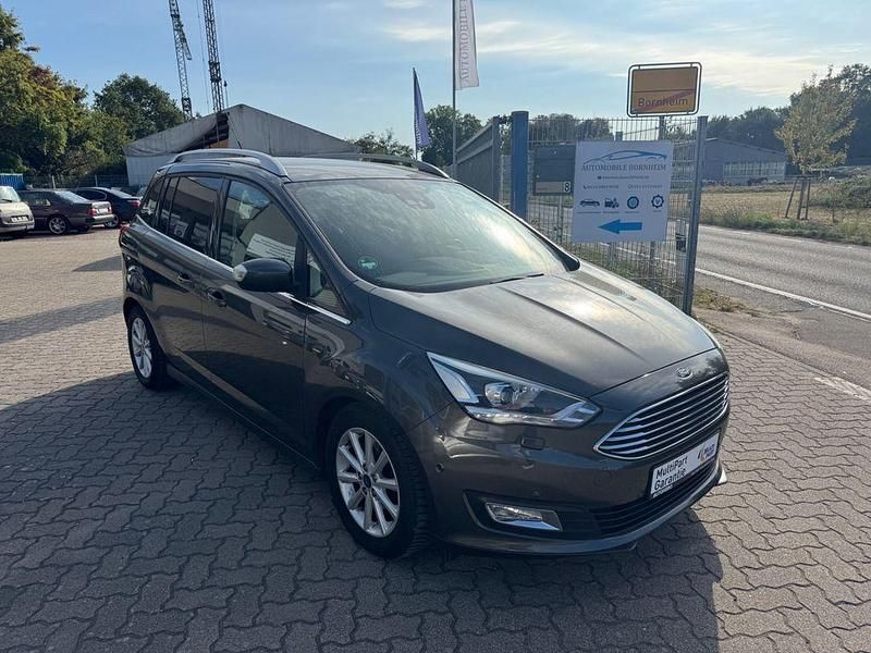 Gebraucht Ford Grand C-Max Titanium 150 PS (110 kW) 2017 Grau Van / Kleinbus