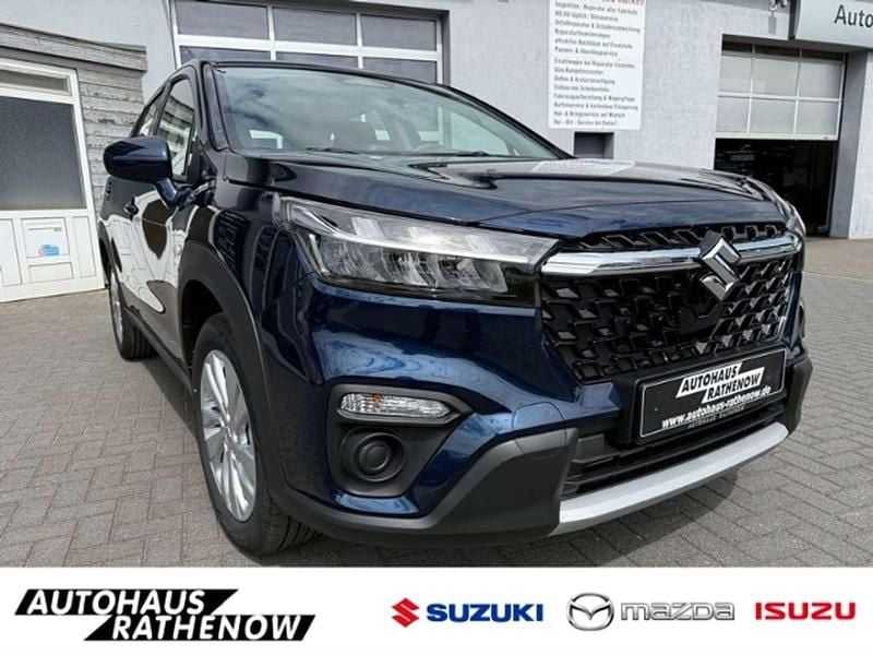 Neu Suzuki SX4 129 PS (94 kW) 2025 Sphere blue pearl metallic SUV