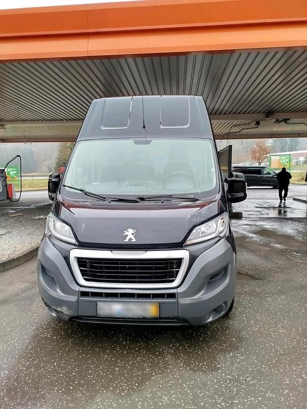 Gebraucht Peugeot Boxer 150 PS (110 kW) 2016 Van