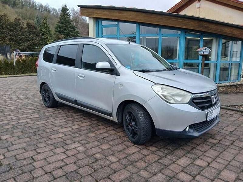 Gebraucht Dacia Lodgy Prestige 107 PS (78 kW) 2013 Silber Van / Kleinbus