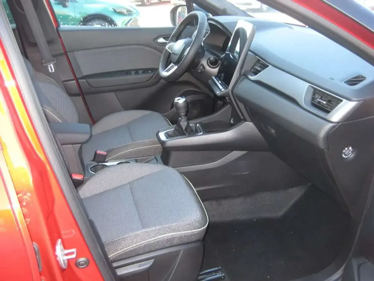 Neu Renault Captur Techno 114 PS (83 kW) 2026 Dezirrot/dach blackpearlsch SUV