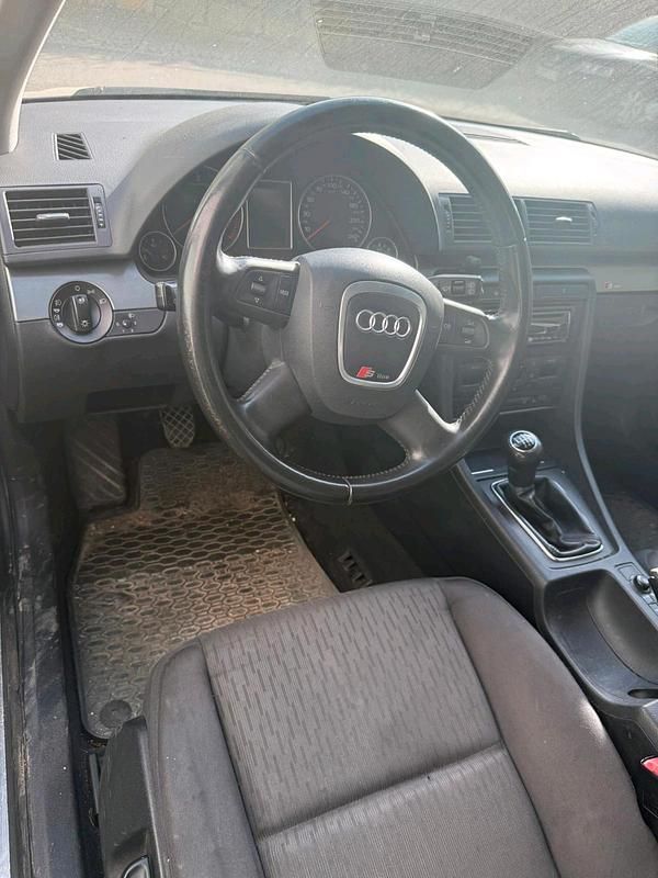 Gebraucht Audi A4 170 PS (125 kW) 2006 Grau Limousine