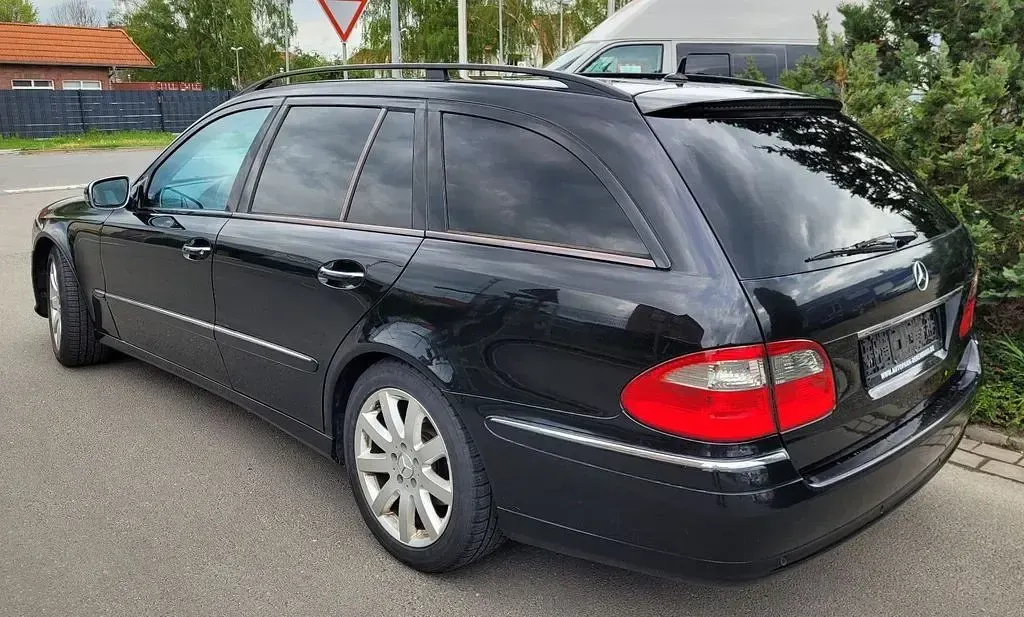 Brugt Mercedes E280 190 HK (139 kW) 2007 Sort Sedan