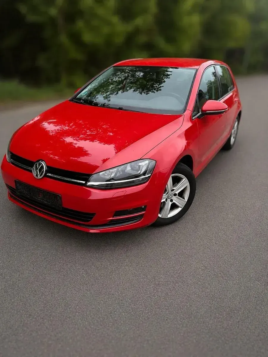 Gebraucht VW Golf VII Comfortline 140 PS (102 kW) 2013 Rot Limousine