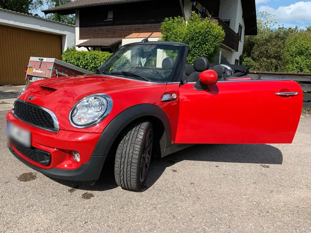 Gebraucht Mini Cooper S Cabriolet 184 PS (135 kW) 2012 Rot Cabrio
