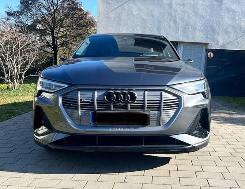 Gebraucht Audi e-tron S-Line 300 kW (408 PS) 2020 Grau SUV