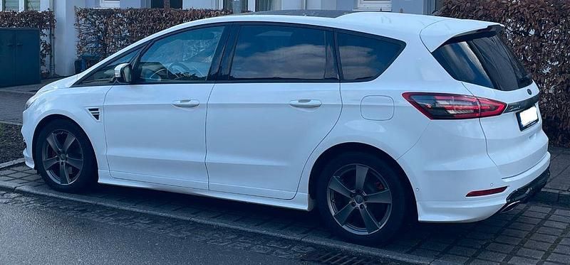 Gebraucht Ford S-MAX ST-Line 190 PS (139 kW) 2019 Weiß Van / Kleinbus