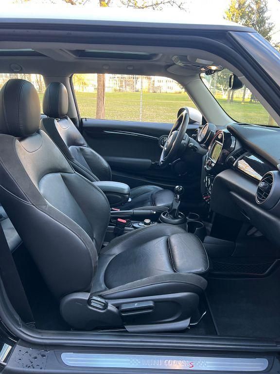 Gebraucht Mini Cooper S Chili 192 PS (141 kW) 2018 Schwarz Kleinwagen