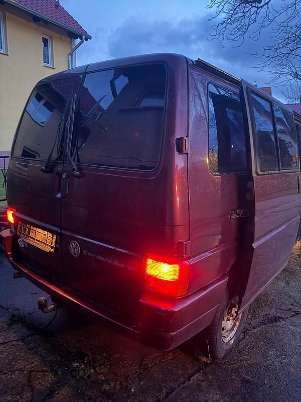 Gebraucht VW T4 110 PS (80 kW) 1992 Rot Van