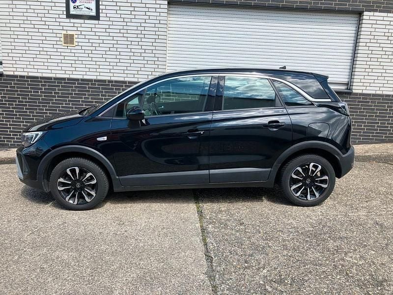 Schwarz Gebraucht 2022 Opel Crossland Business SUV | 14.790 € (Superpreis) - Bild 1/4