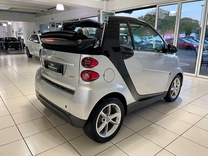 Gebraucht Smart ForTwo Cabrio Pure 71 PS (52 kW) 2013 Silber Cabrio