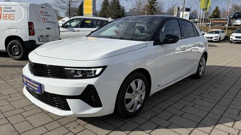 Gebraucht Opel Astra Ultimate 131 PS (96 kW) 2022 Weiß Limousine