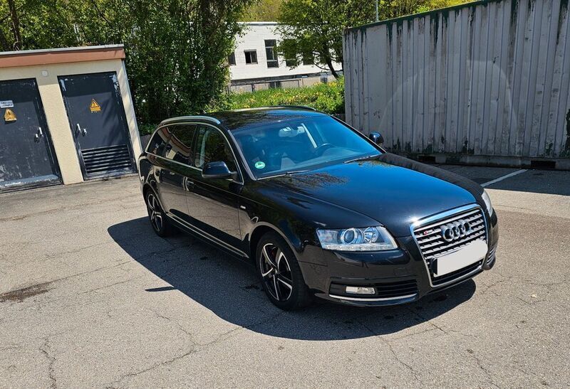 Schwarz Gebraucht 2011 Audi A6 Ambiente Kombi | 7.450 € (Superpreis) - Bild 1/4