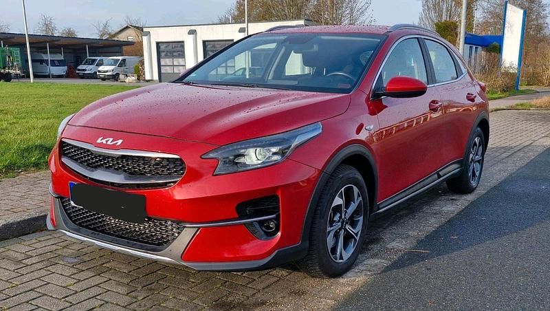 Rot Gebraucht 2022 Kia XCeed Edition 7 SUV | 18.200 € (Superpreis) - Bild 1/4