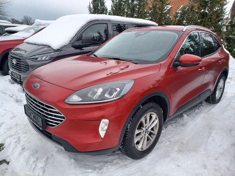 Gebraucht Ford Kuga Titanium 150 PS (110 kW) 2022 Rot SUV
