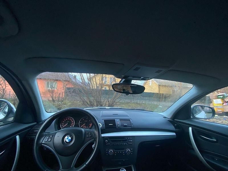 Gebraucht BMW 120 163 PS (119 kW) 2011 Weiß Kleinwagen