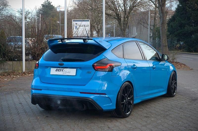 Gebraucht Ford Focus RS 349 PS (256 kW) 2016 Blau Limousine