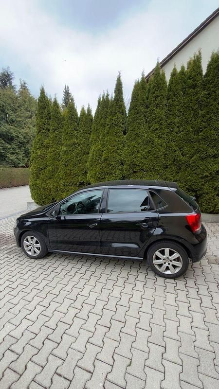 Gebraucht VW Polo 90 PS (66 kW) 2010 Schwarz Kleinwagen