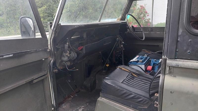 Gebraucht Land Rover 3 70 PS (51 kW) 1977 Grün SUV