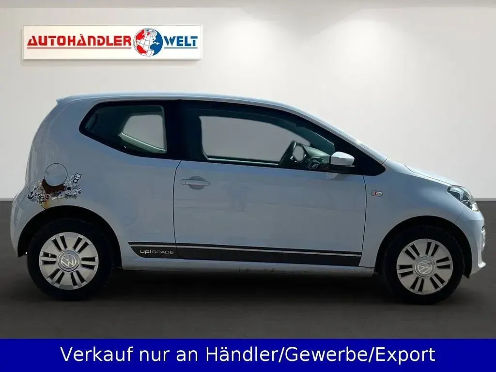 Second-hand VW up! move up! 75 CP (55 kW) 2012 Albastru Hatchback