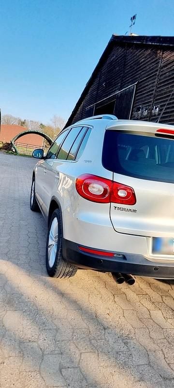 Gebraucht VW Tiguan 110 PS (80 kW) 2010 Silber SUV