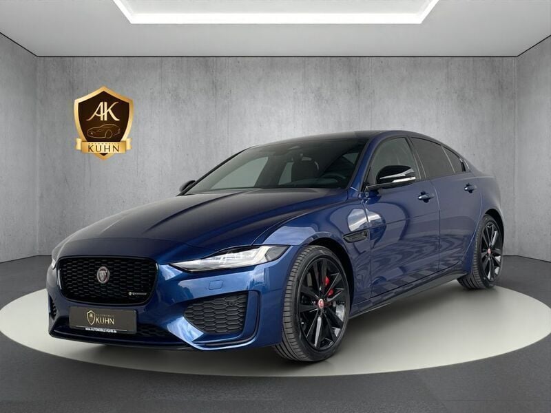 Blau metallic Gebraucht 2023 Jaguar XE R-Dynamic Limousine | 34.980 € (Fairer Preis) - Bild 1/2