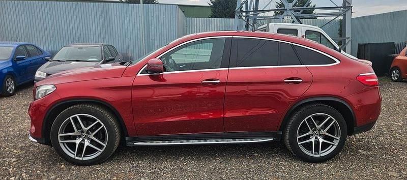 Rot Gebraucht 2017 Mercedes GLE350 SUV | 36.000 € (Guter Preis) - Bild 1/4
