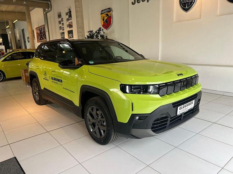 Neu Jeep Compass 145 PS (106 kW) 2026 Grün SUV