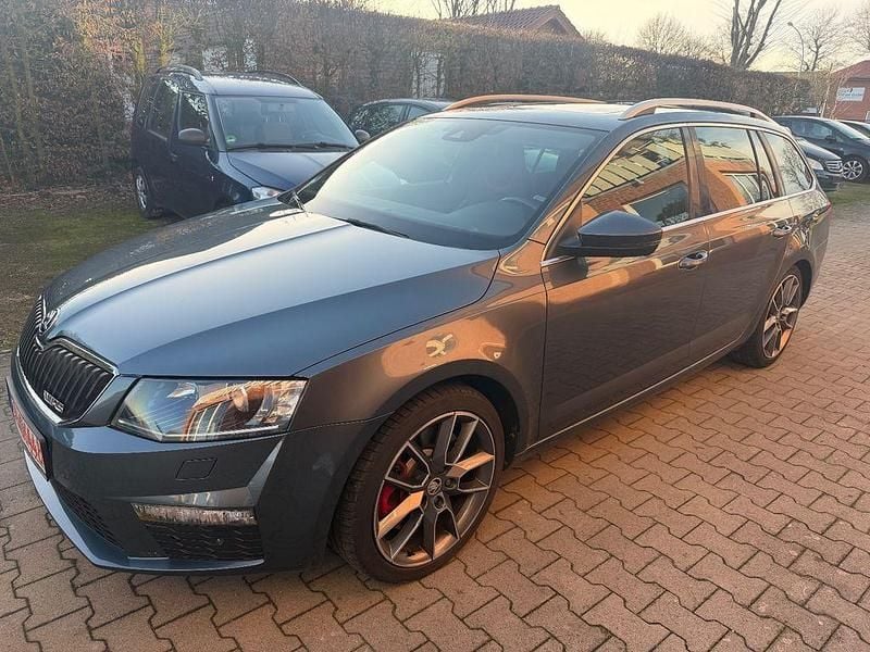 Grau Gebraucht 2015 Skoda Octavia RS Kombi | 11.999 € (Superpreis) - Bild 1/4