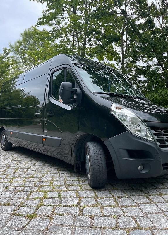 Schwarz Gebraucht 2016 Renault Master Van | 16.999 € (Guter Preis) - Bild 1/4