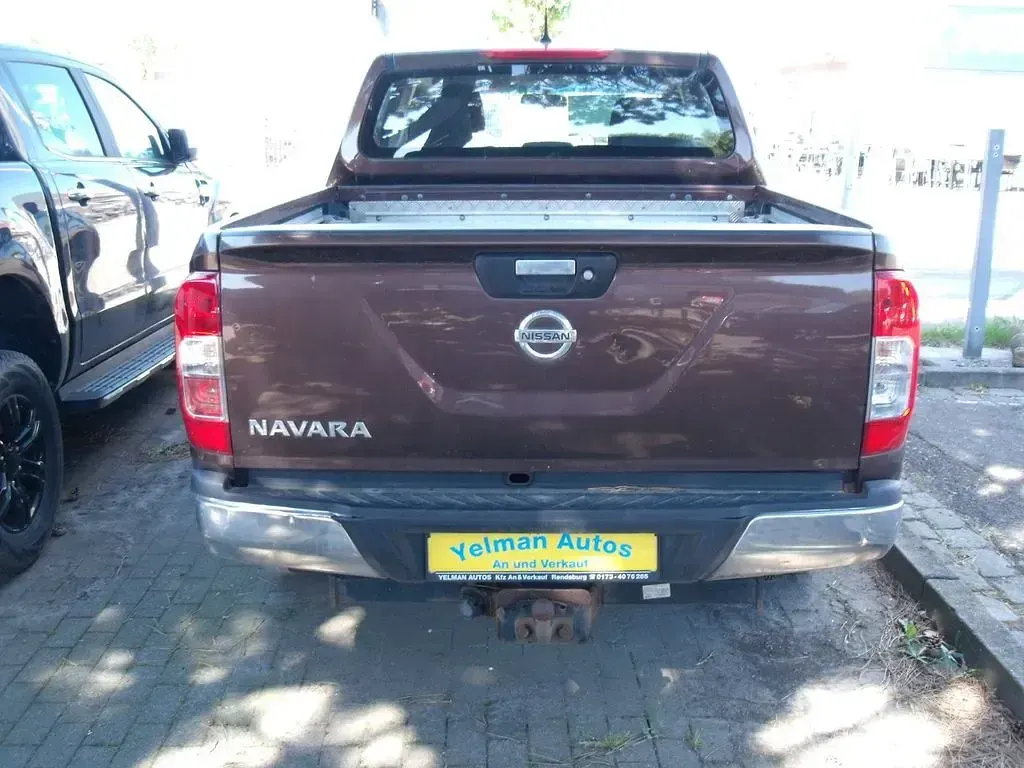 Gebraucht Nissan Navara Acenta 190 PS (139 kW) 2018 Braun Pickup