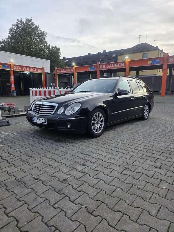 Second-hand Mercedes 220 131 CP (96 kW) 2007