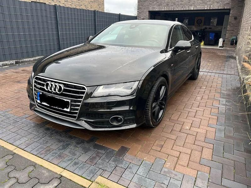Schwarz Gebraucht 2011 Audi A7 Sportback Sport Kleinwagen | 13.900 € (Etwas zu teuer) - Bild 1/4