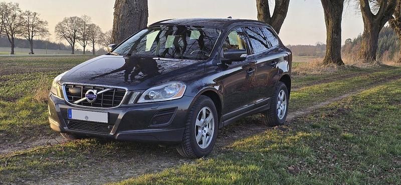 Gebraucht Volvo XC60 Summum 215 PS (158 kW) 2012 Grau SUV