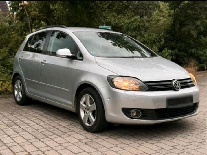 Second-hand VW Golf VI 122 CP (89 kW) 2010 Argintiu Hatchback