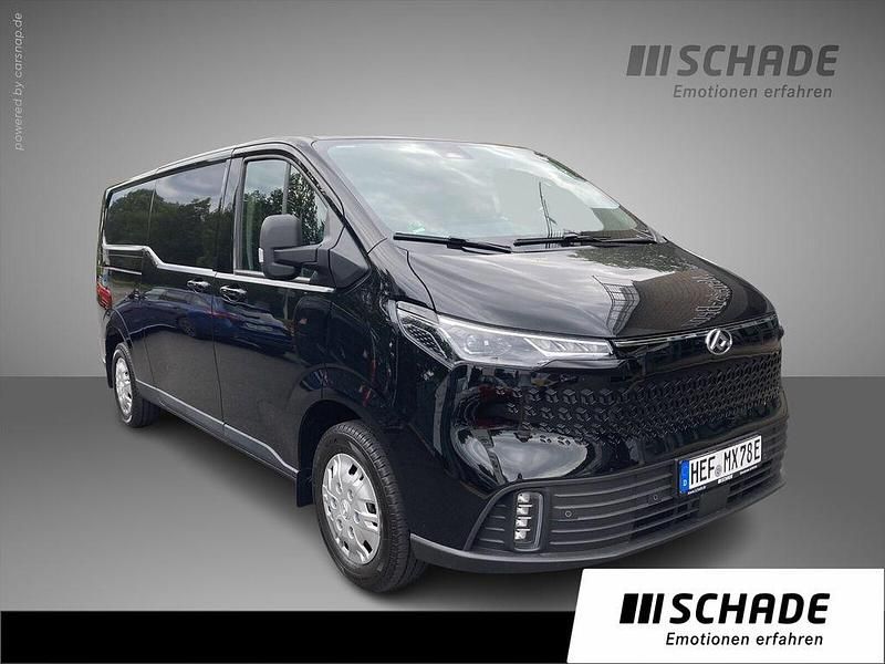 Second-hand Maxus V70 204 CP (150 kW) 2024 Negru Van