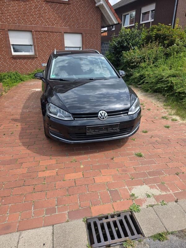 Schwarz Gebraucht 2015 VW Golf VII LOUNGE Kombi | 6.750 € (Superpreis) - Bild 1/4
