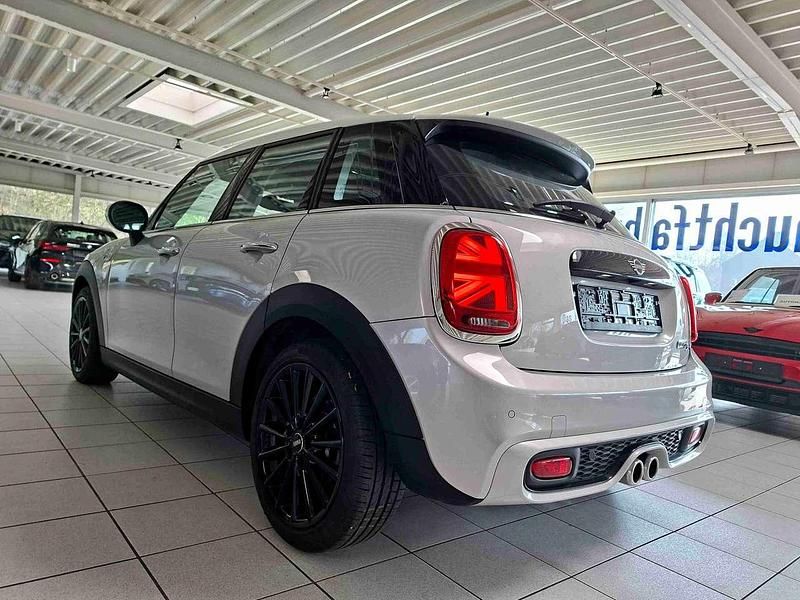 Gebraucht Mini Cooper S 192 PS (141 kW) 2019 White silver metallic Kleinwagen