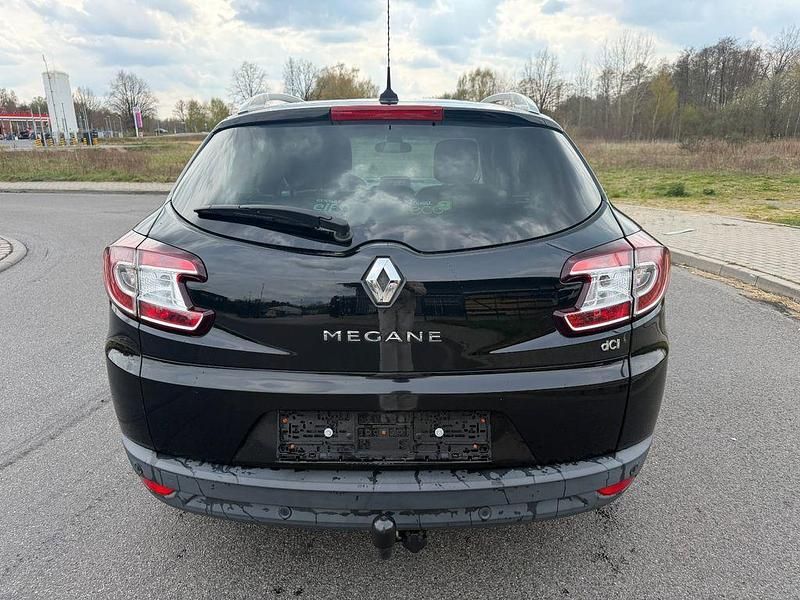 Gebraucht Renault Mégane III Bose Edition 110 PS (80 kW) 2014 Schwarz Limousine