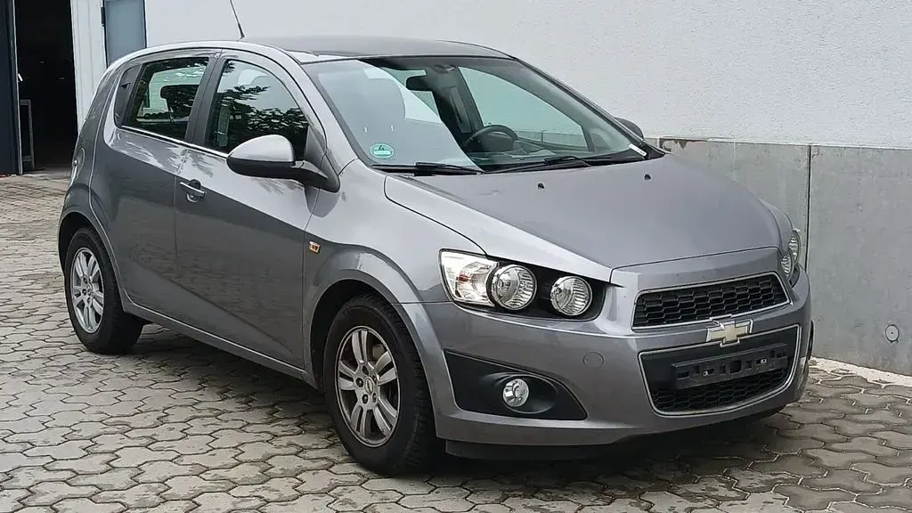 Gebraucht Chevrolet Aveo LTZ 116 PS (85 kW) 2011 Grau (metallic) Kleinwagen
