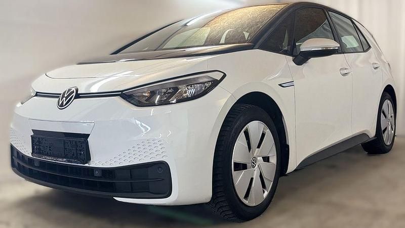 Gebraucht VW ID.3 Pure 110 kW (150 PS) 2022 Weiß Kleinwagen