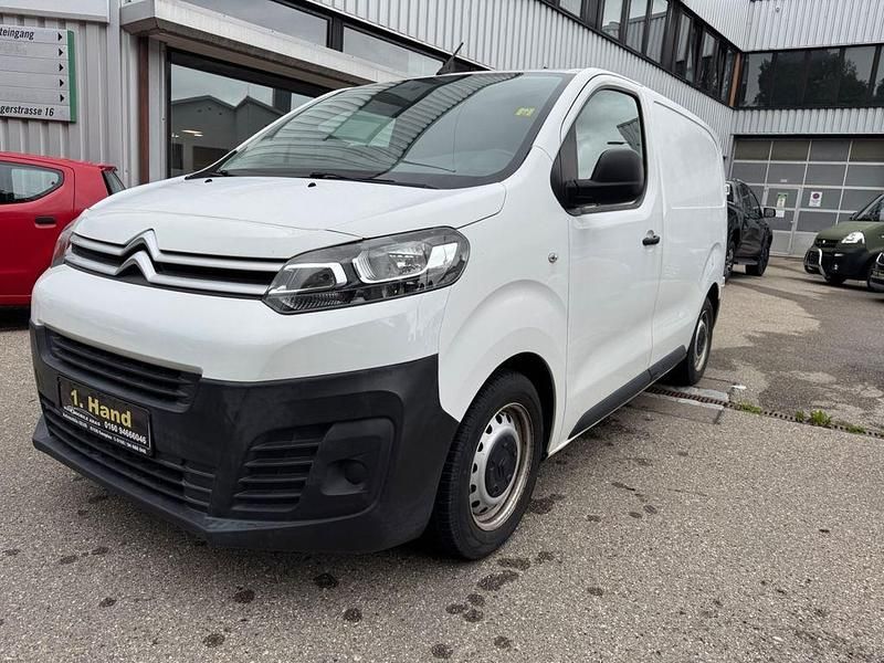 Weiß Gebraucht 2017 Citroën Jumpy Van / Kleinbus | 9.490 € - Bild 1/4