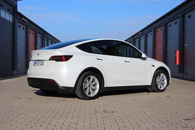 Gebraucht Tesla Model Y Standard Range 219 kW (299 PS) 2024 Weiß SUV