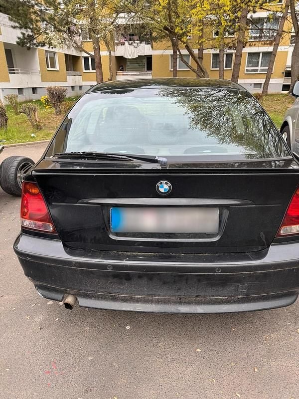Usata BMW 316 115 CV (84 kW) 2004 Nero Berlina