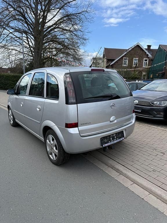Gebraucht Opel Meriva Edition 90 PS (66 kW) 2007 Silber Van / Kleinbus