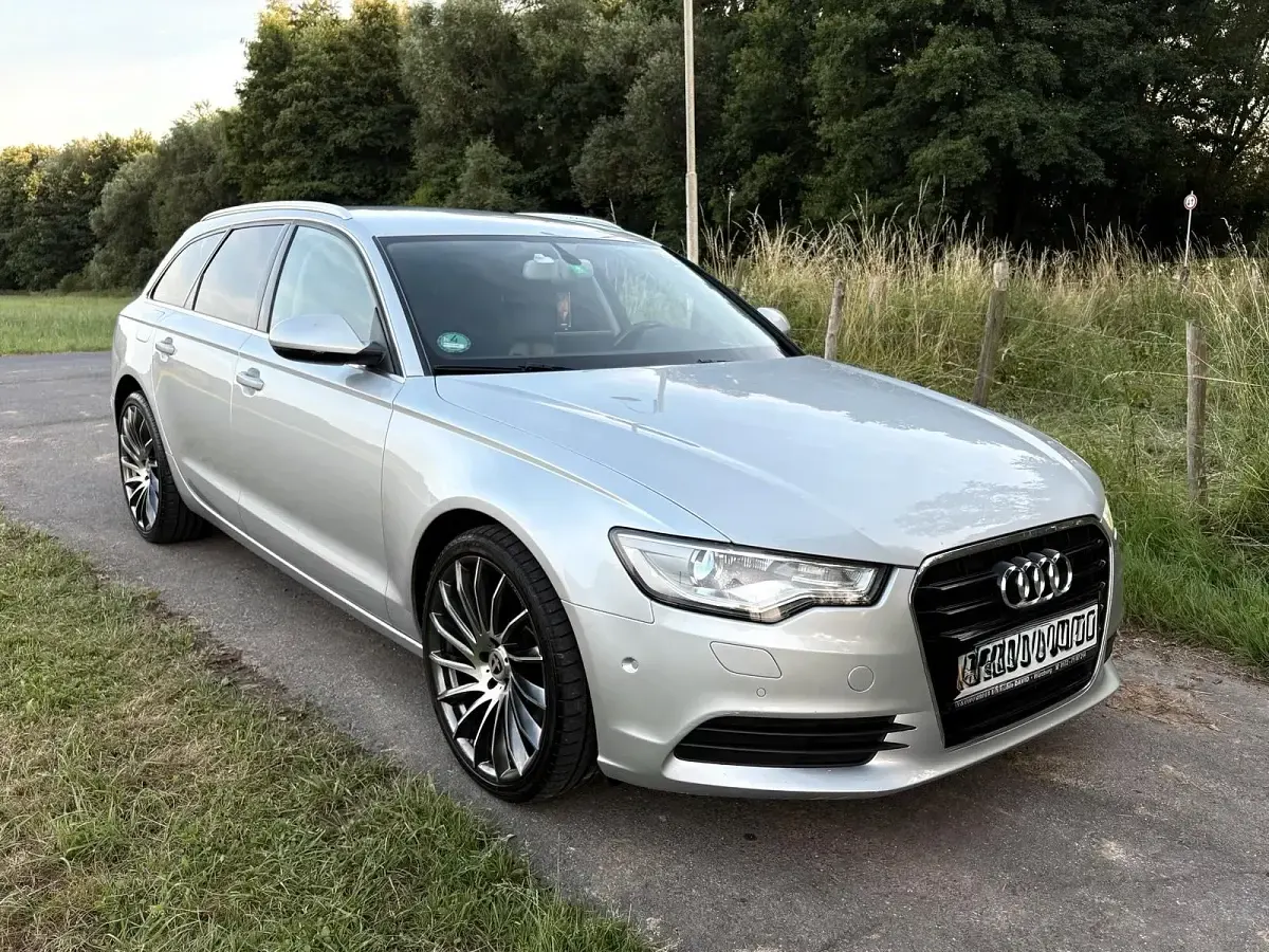 Gebraucht Audi A6 204 PS (150 kW) 2012 Silber Kombi
